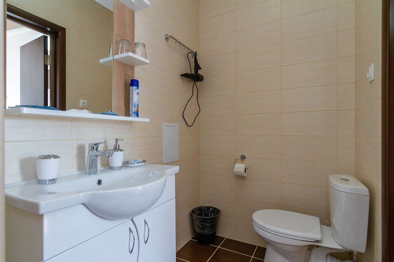 Гостиница Адмирал Небуг