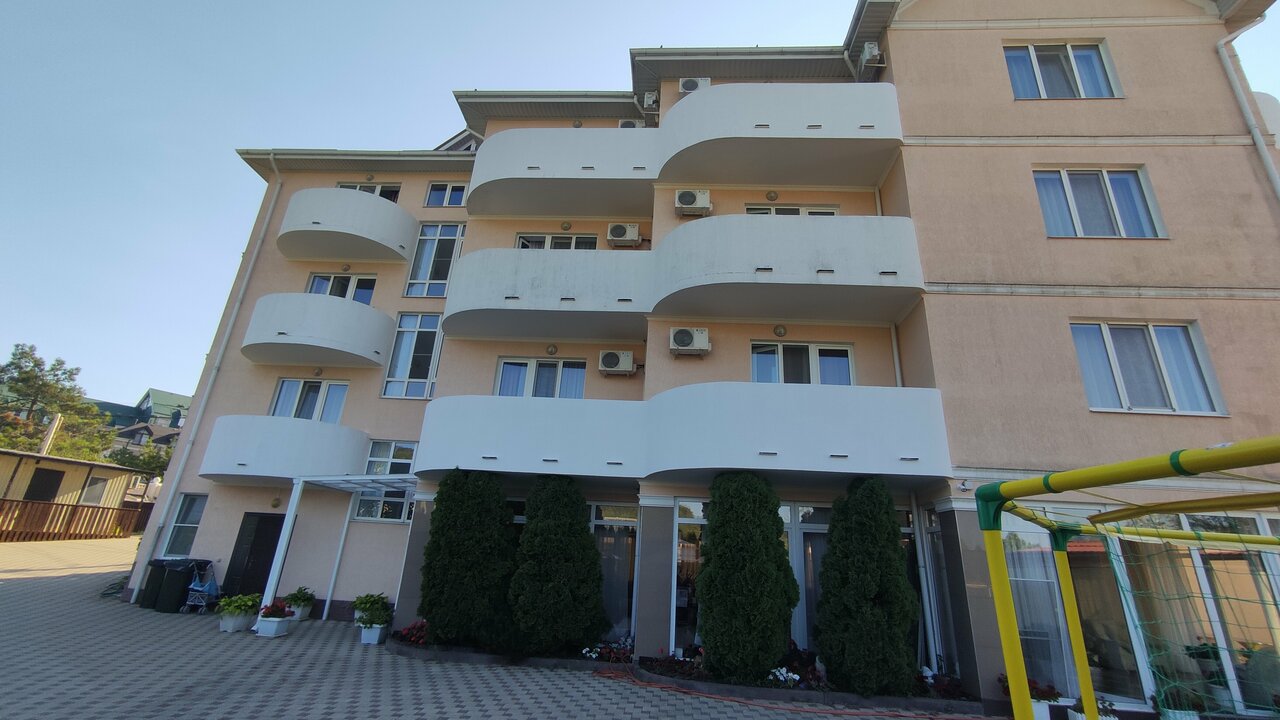 Гостиница Адмирал Небуг-93