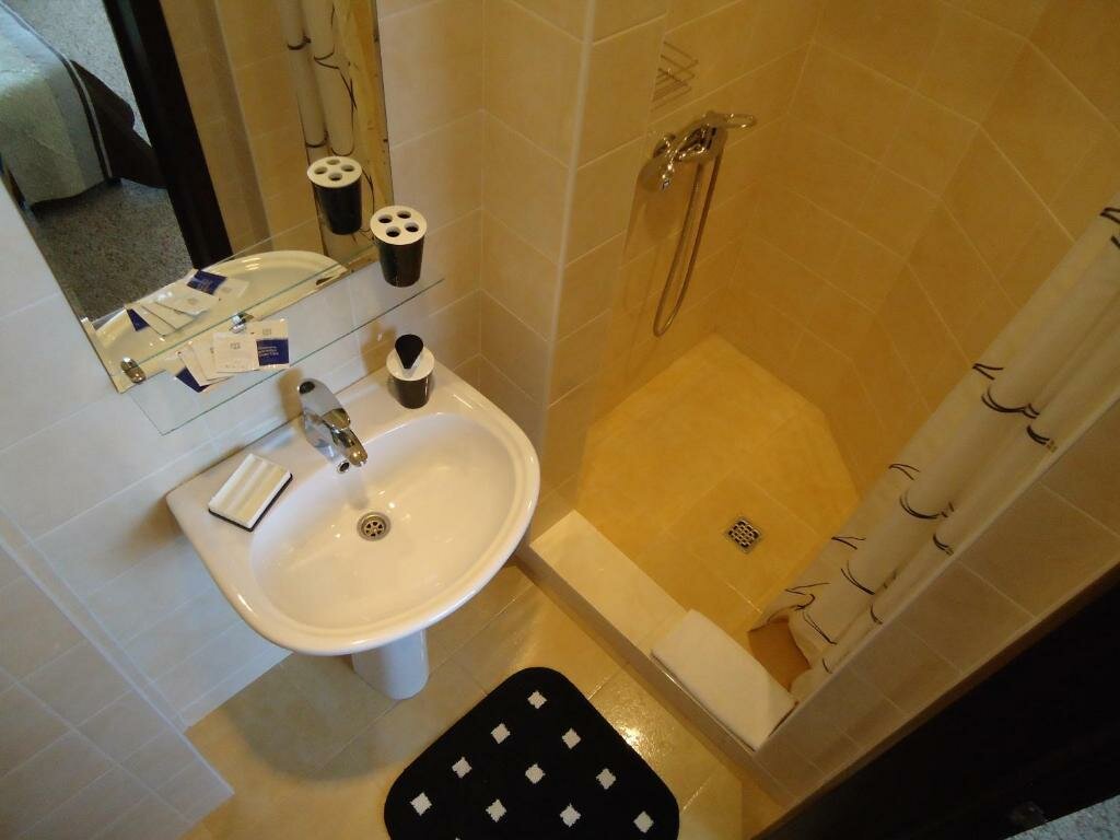 Гостиница Адмирал Небуг