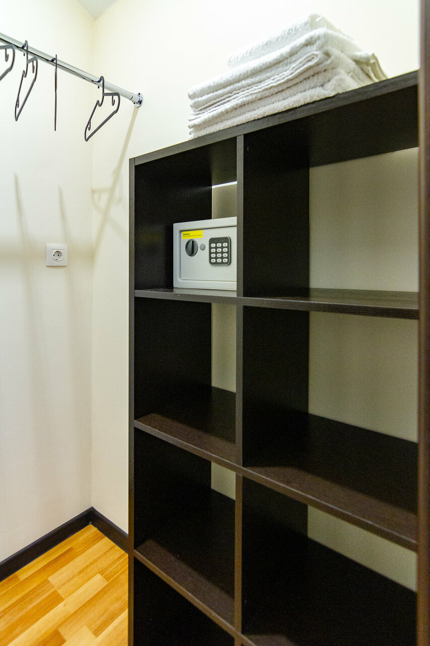 Гостиница Адмирал Небуг