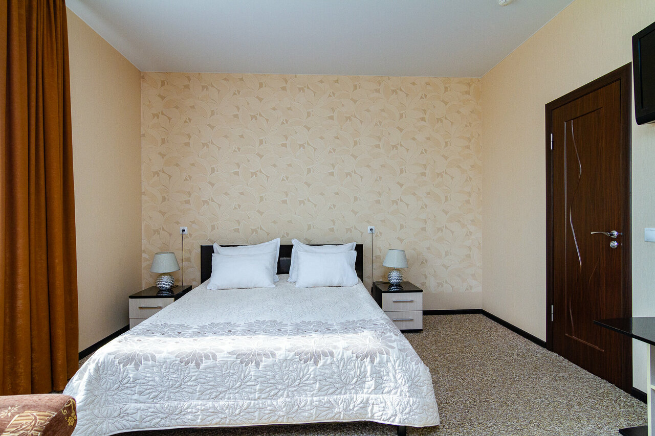 Гостиница Адмирал Небуг