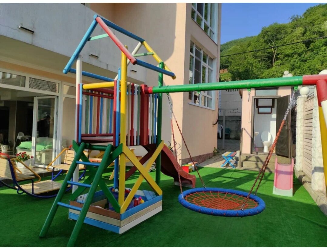 Гостиница Адмирал Небуг-125