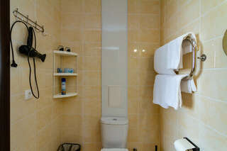 Гостиница Адмирал Небуг Семейный номер с балконом-7