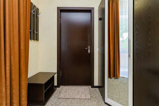 Гостиница Адмирал Небуг Четырехместный номер с балконом-2