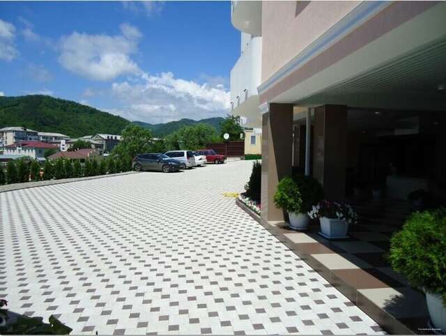 Гостиница Адмирал Небуг-78