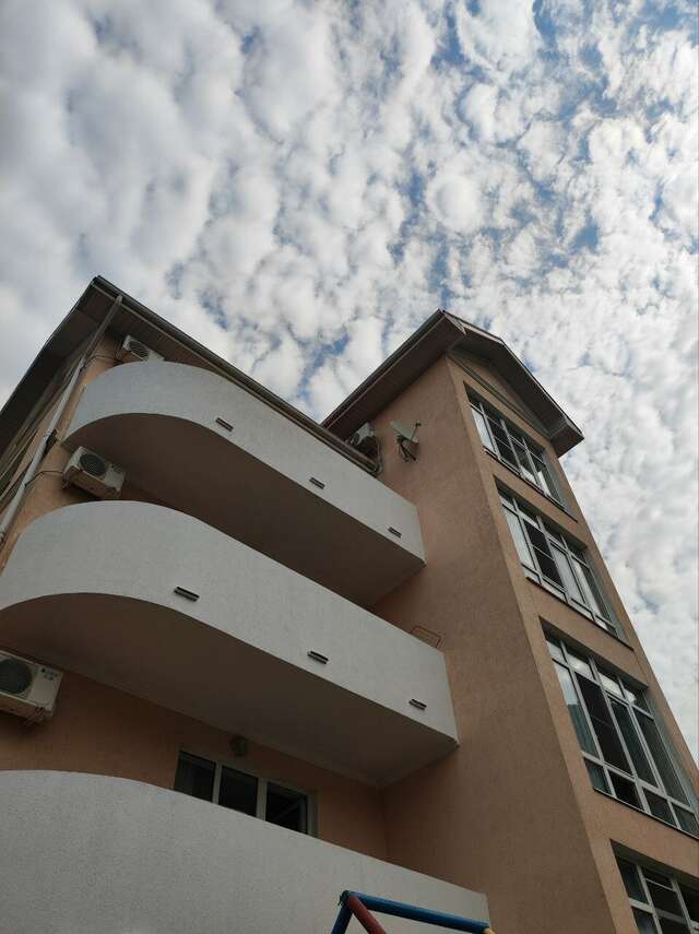 Гостиница Адмирал Небуг-74