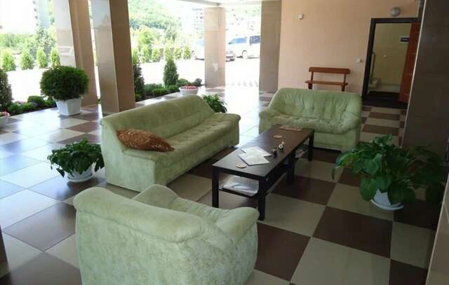 Гостиница Адмирал Небуг-120