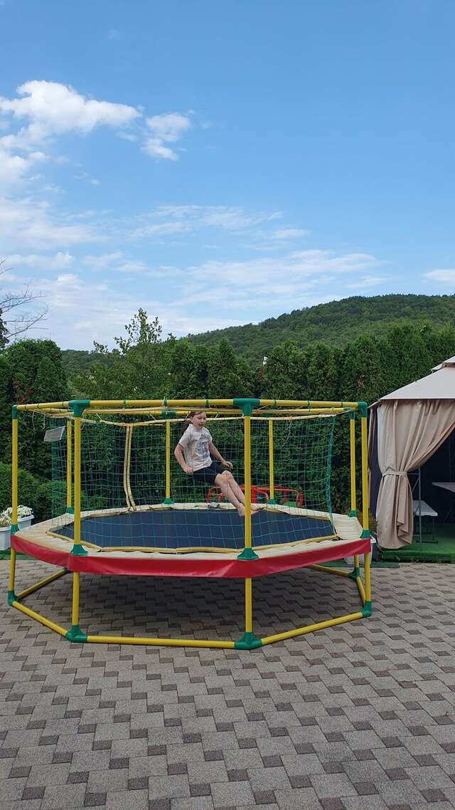 Гостиница Адмирал Небуг-150