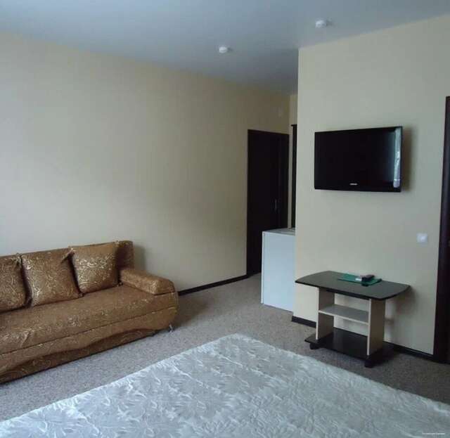 Гостиница Адмирал Небуг-125